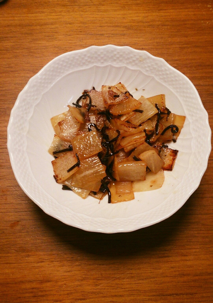 簡単！大根の塩昆布（ふじっこ）炒め-レシピのメイン写真
