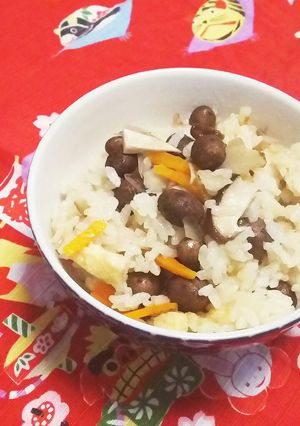 むかご入り☆具だくさん炊き込みご飯-レシピのメイン写真
