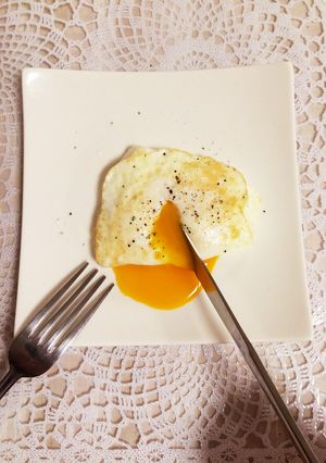 朝食に黄身がトロ〜と☻フォンダンエッグ☻-レシピのメイン写真
