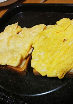 ガツガツムシャムシャトロリ卵とバナナパン-レシピのメイン写真