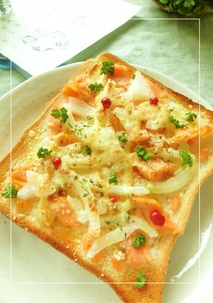 リメイク⋆焼き鮭×玉葱のトースト-レシピのメイン写真