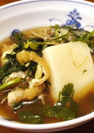 我が家のお雑煮 醤油味セリ入り-レシピのメイン写真