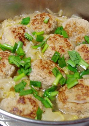 おから入り肉団子とトロトロ白菜煮込み-レシピのメイン写真