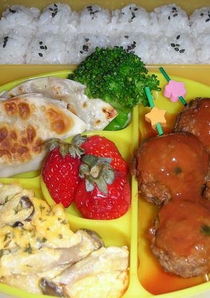 押し型を使って簡単♪コンビニ風お弁当-レシピのメイン写真