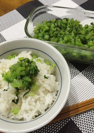 ご飯・お弁当のお供に！かぶの葉炒め-レシピのメイン写真