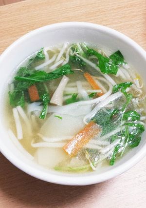 ワンタン皮だけスープ(๑•ᴗ•๑)♡-レシピのメイン写真