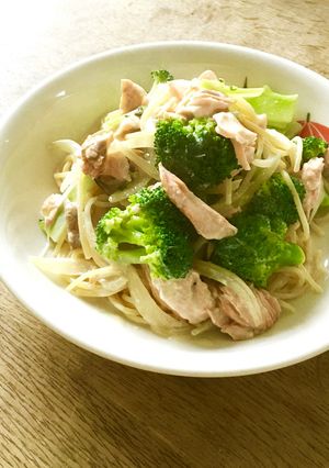 美人食材♡鮭とブロッコリーの豆乳パスタ-レシピのメイン写真