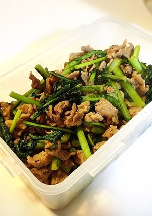 超簡単 カブの葉と豚肉の生姜炒め-レシピのメイン写真