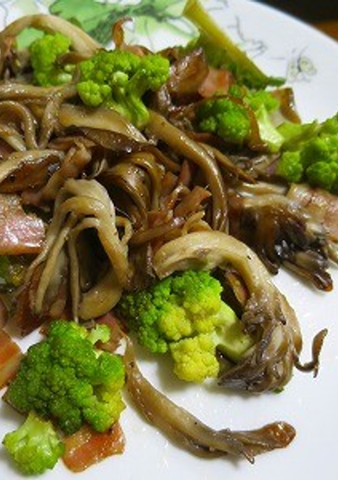舞茸とロマネスコの中華炒め-レシピのメイン写真