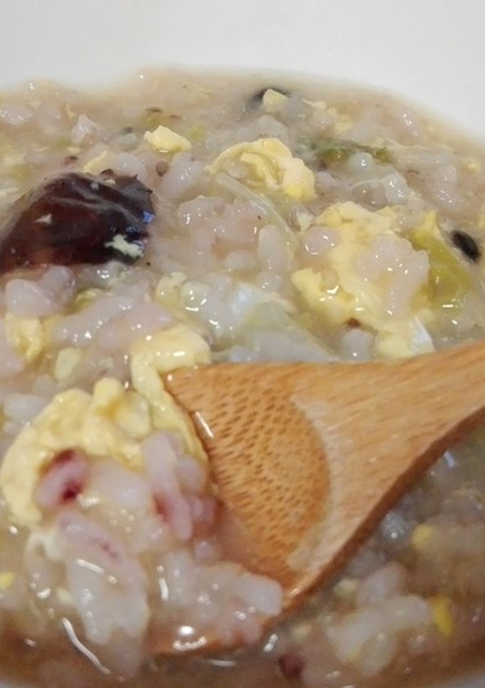 白菜と干し椎茸のほんのり甘い卵がゆ-レシピのメイン写真