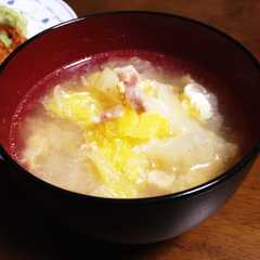 รูปของ 簡単！白菜と玉子のスープ