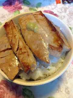 魚河岸風!鮪の赤身のお刺身ステーキ丼♪-レシピのメイン写真
