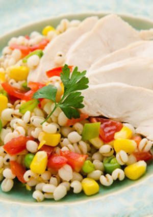 夏の薬膳：冷製蒸し鶏とはと麦の夏サラダ-レシピのメイン写真