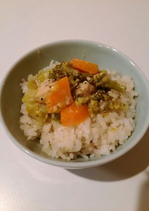 ひとりゴハン・ツナブロクリーム丼-レシピのメイン写真