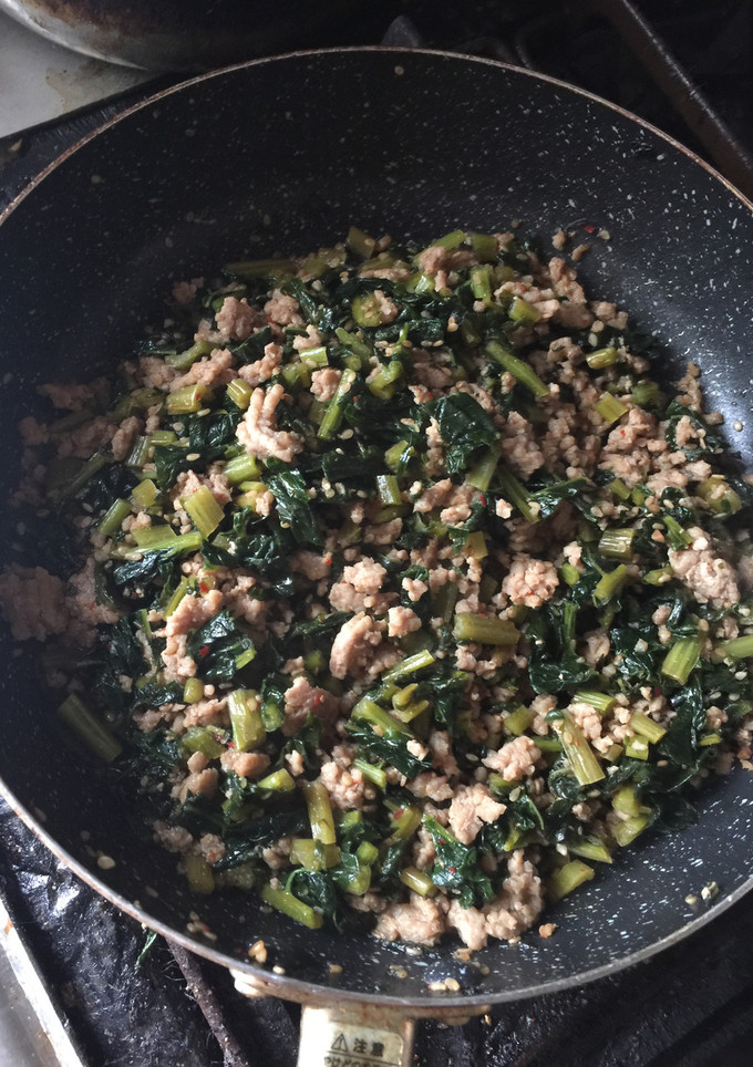 冷凍した大根葉と挽肉で作る炒め煮おかず-レシピのメイン写真