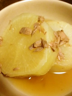 丸ごと大根とシーチキンの煮物-レシピのメイン写真