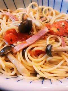 フレッシュトマトの香菜オイルパスタ-レシピのメイン写真