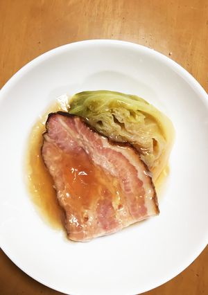 キャベツとベーコンの丸ごと煮-レシピのメイン写真