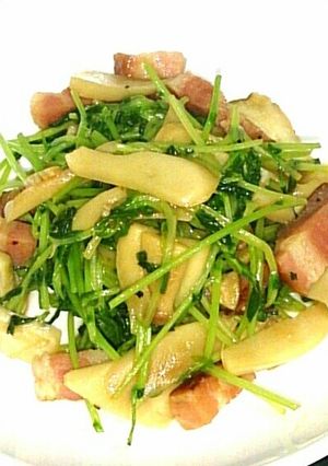 創味シャンタンDXで豆苗エリンギ炒め-レシピのメイン写真