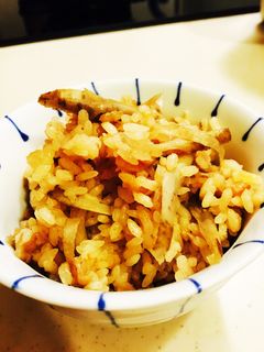 なめ茸とごぼうの炊き込みご飯-レシピのメイン写真