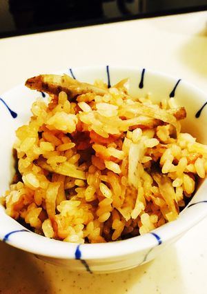 なめ茸とごぼうの炊き込みご飯-レシピのメイン写真