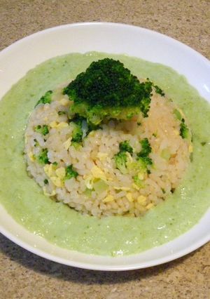 翡翠上湯炒飯(ヒスイスープチャーハン)-レシピのメイン写真