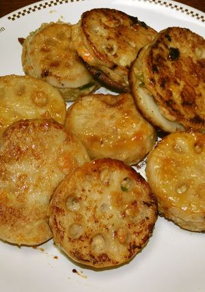 色んな野菜を入れて！れんこんのはさみ焼き-レシピのメイン写真