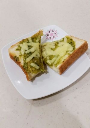 【簡単】バジルトースト【コストコ】-レシピのメイン写真