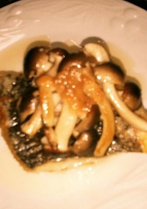 スズキのムニエルきのこ添え醤油マヨソース-レシピのメイン写真