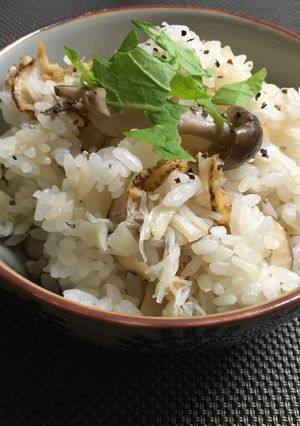 創味シャンタンで簡単炊き込みご飯-レシピのメイン写真
