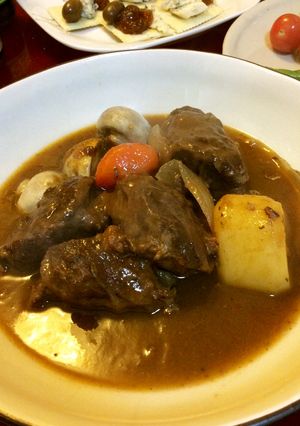 ていねいに作るビーフシチュー-レシピのメイン写真