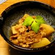 ルクルーゼ de 牛すじ煮込み