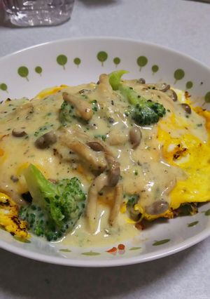 クリームソースのオムライス-レシピのメイン写真
