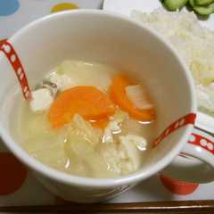 รูปของ 冷凍豆腐と野菜たっぷりの中華スープ♪
