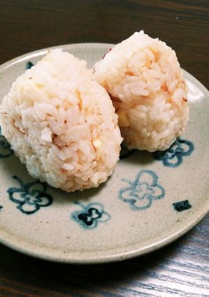 忙しいママの適当オニギリ-レシピのメイン写真