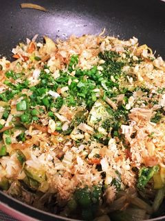 シャンタンで3食焼きそばをもっと美味しく-レシピのメイン写真