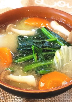 大戸屋風　たっぷり野菜の麦みそ汁　味噌汁-レシピのメイン写真