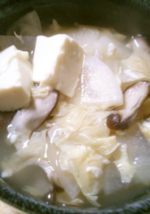 簡単！和食♪大根と豆腐、湯葉のお吸い物-レシピのメイン写真
