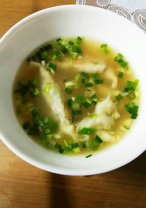 手抜き餃子スープ-レシピのメイン写真