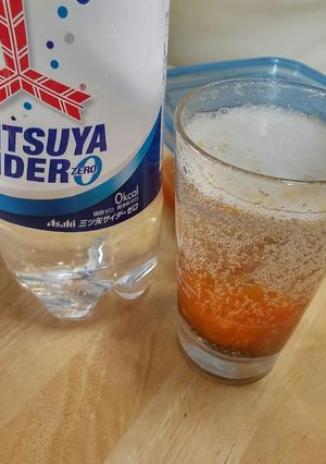 完熟の柿でチア♦サイダーDrink-レシピのメイン写真