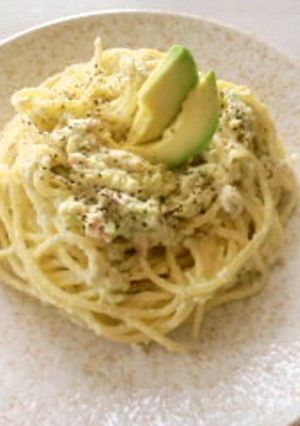 アボカドとツナの豆腐ソース・スパゲッティ-レシピのメイン写真