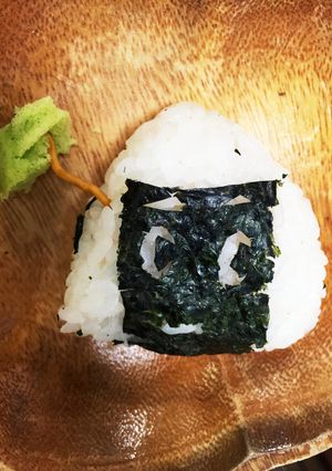 えらいこっちゃのおにぎりくん-レシピのメイン写真