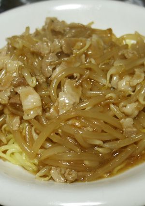 もやしと豚肉のあんかけ　+（中華そば）-レシピのメイン写真