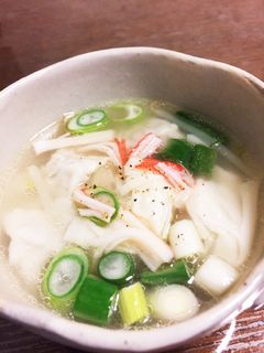 寒い日のワンタンスープ(^.^)-レシピのメイン写真