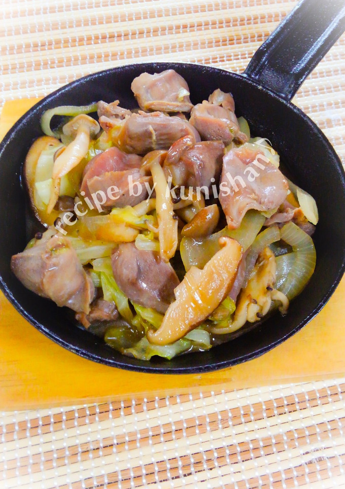 砂肝とキノコの昆布出しの炒め煮♪-レシピのメイン写真