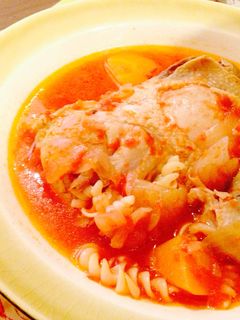 圧力鍋★骨つき鶏モモ肉のトマトスープ-レシピのメイン写真