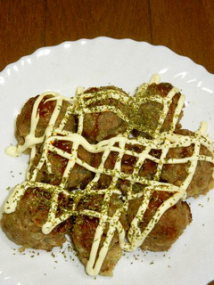 たこ焼き器でミニハンバーグ-レシピのメイン写真