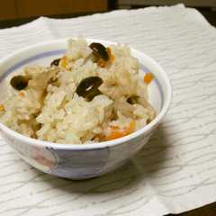 รูปของ 創味シャンタンDXで炊き込みご飯