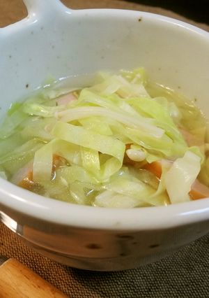 ホットサラダ的な千切りキャベツのスープ-レシピのメイン写真