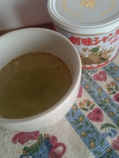創味シャンタンで即席スープ-レシピのメイン写真